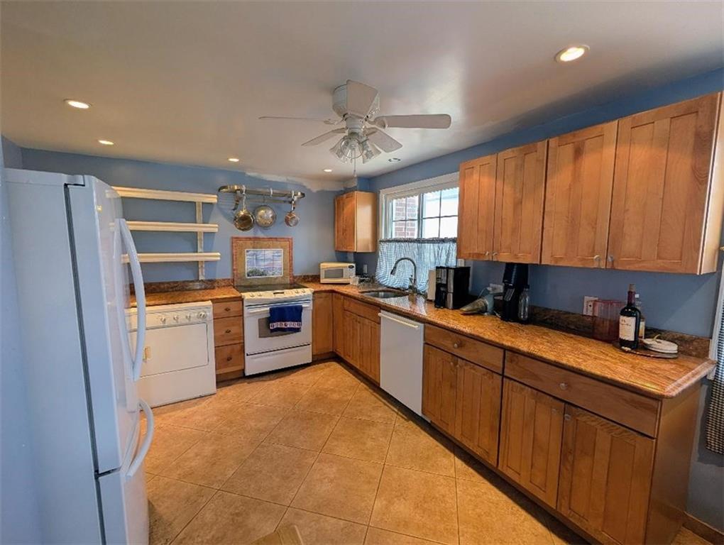 150 Beach 3rd Street Far Rockaway Far Rockaway NY 11691
