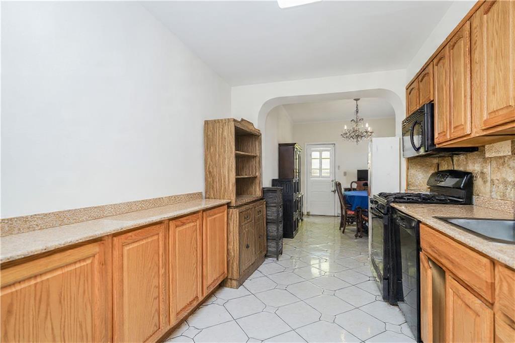 2135 66th Street Bensonhurst Brooklyn NY 11204