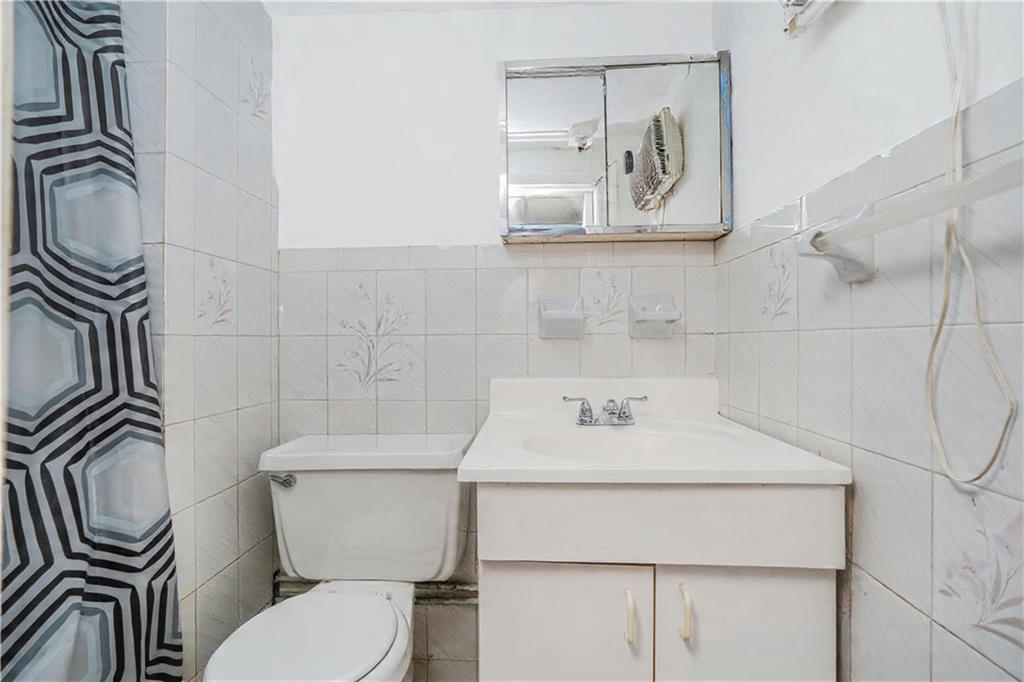 2135 66th Street Bensonhurst Brooklyn NY 11204