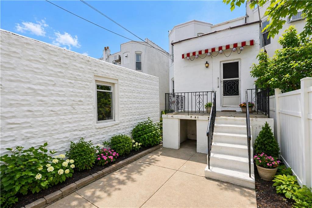 2135 66th Street Bensonhurst Brooklyn NY 11204