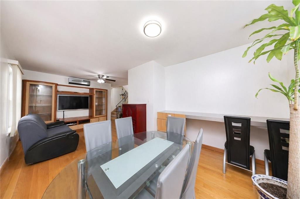 189 Bay 10th Street Bensonhurst Brooklyn NY 11228