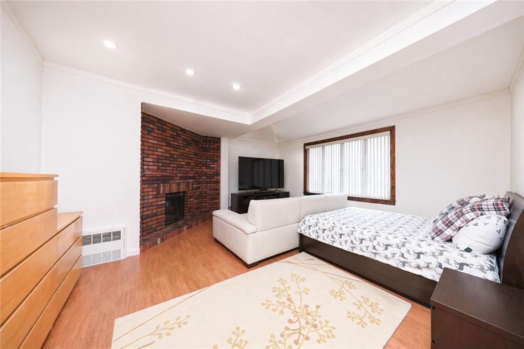 189 Bay 10th Street Bensonhurst Brooklyn NY 11228