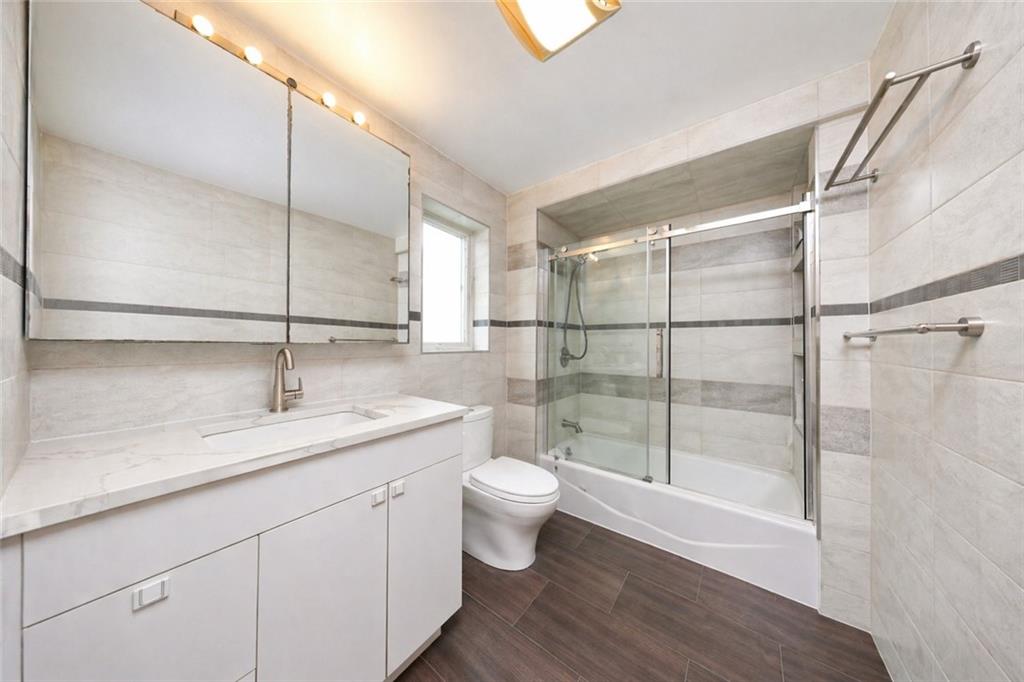 189 Bay 10th Street Bensonhurst Brooklyn NY 11228