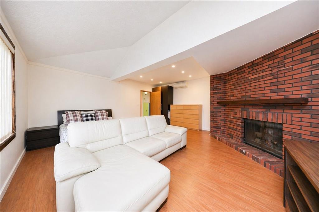 189 Bay 10th Street Bensonhurst Brooklyn NY 11228