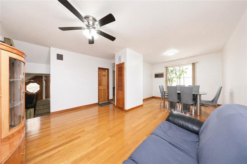 189 Bay 10th Street Bensonhurst Brooklyn NY 11228