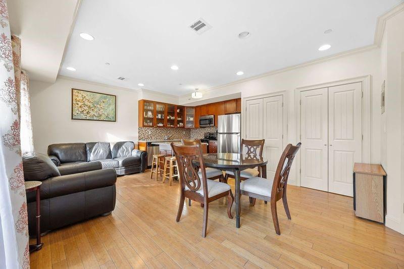 1689 East 21 Street Madison Brooklyn NY 11210