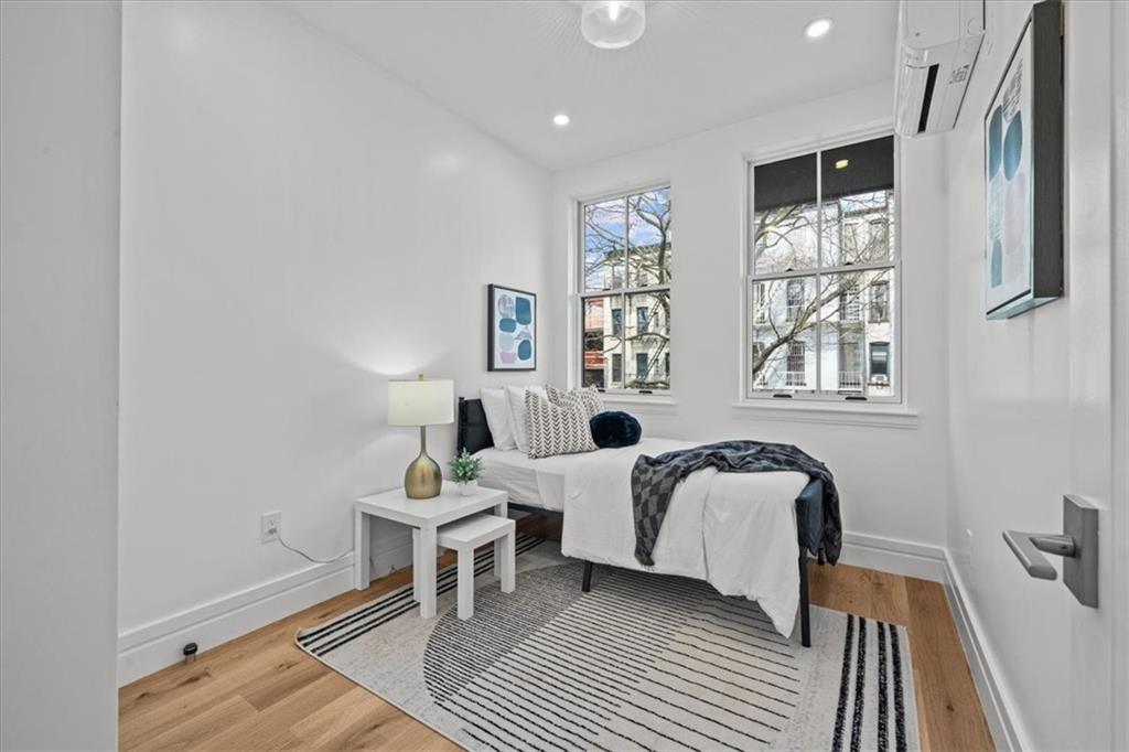 147 luquer Street Carroll Gardens Brooklyn NY 11231