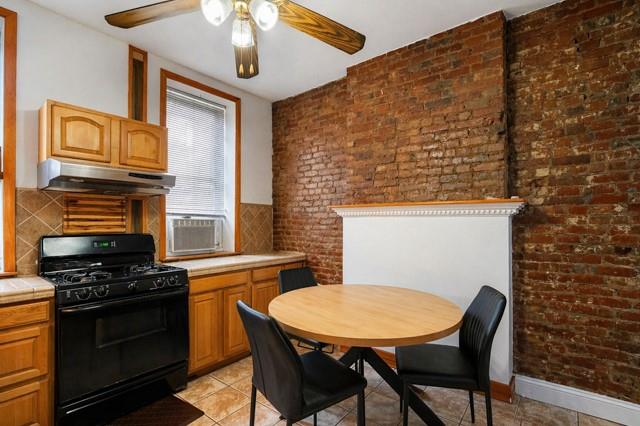 34 Garnet Street Carroll Gardens Brooklyn NY 11231