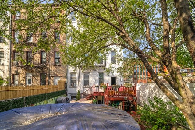 34 Garnet Street Carroll Gardens Brooklyn NY 11231