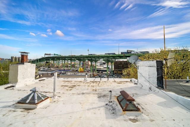 34 Garnet Street Carroll Gardens Brooklyn NY 11231