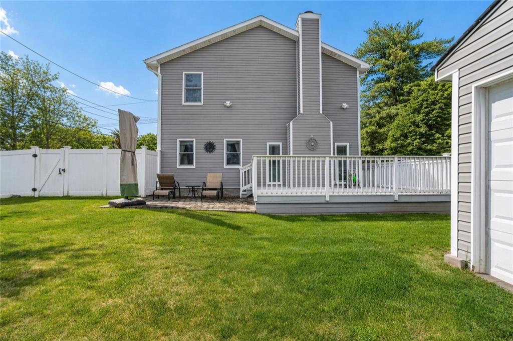 305 Woodvale Avenue Prince's Bay Staten Island NY 10309