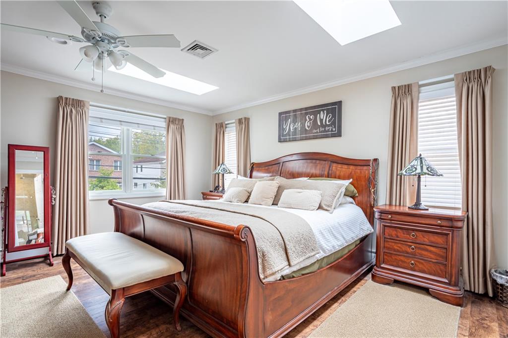 305 Woodvale Avenue Prince's Bay Staten Island NY 10309