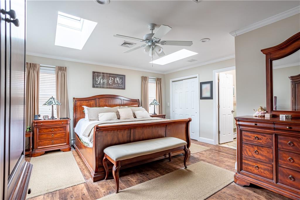 305 Woodvale Avenue Prince's Bay Staten Island NY 10309