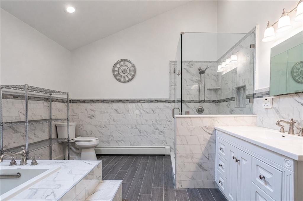 305 Woodvale Avenue Prince's Bay Staten Island NY 10309