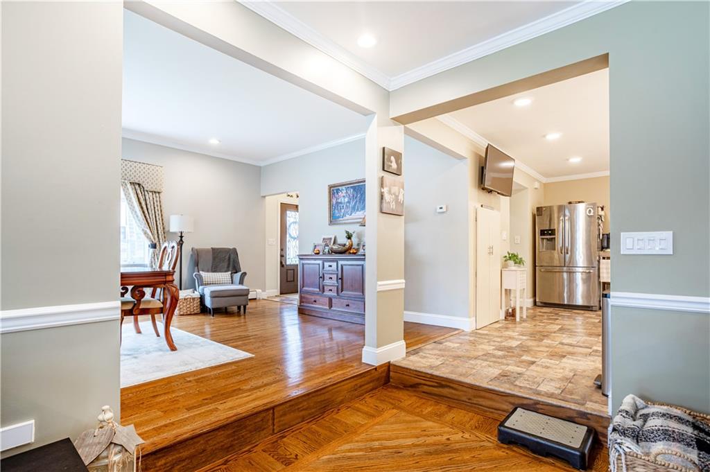 305 Woodvale Avenue Prince's Bay Staten Island NY 10309