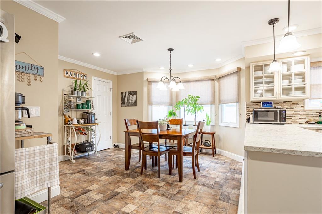 305 Woodvale Avenue Prince's Bay Staten Island NY 10309