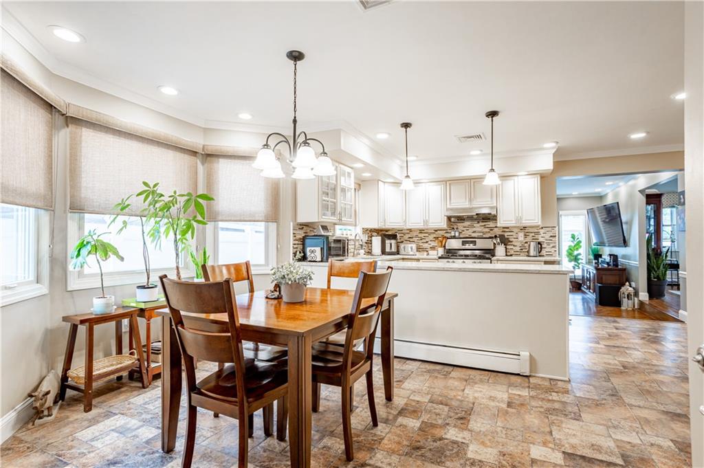 305 Woodvale Avenue Prince's Bay Staten Island NY 10309