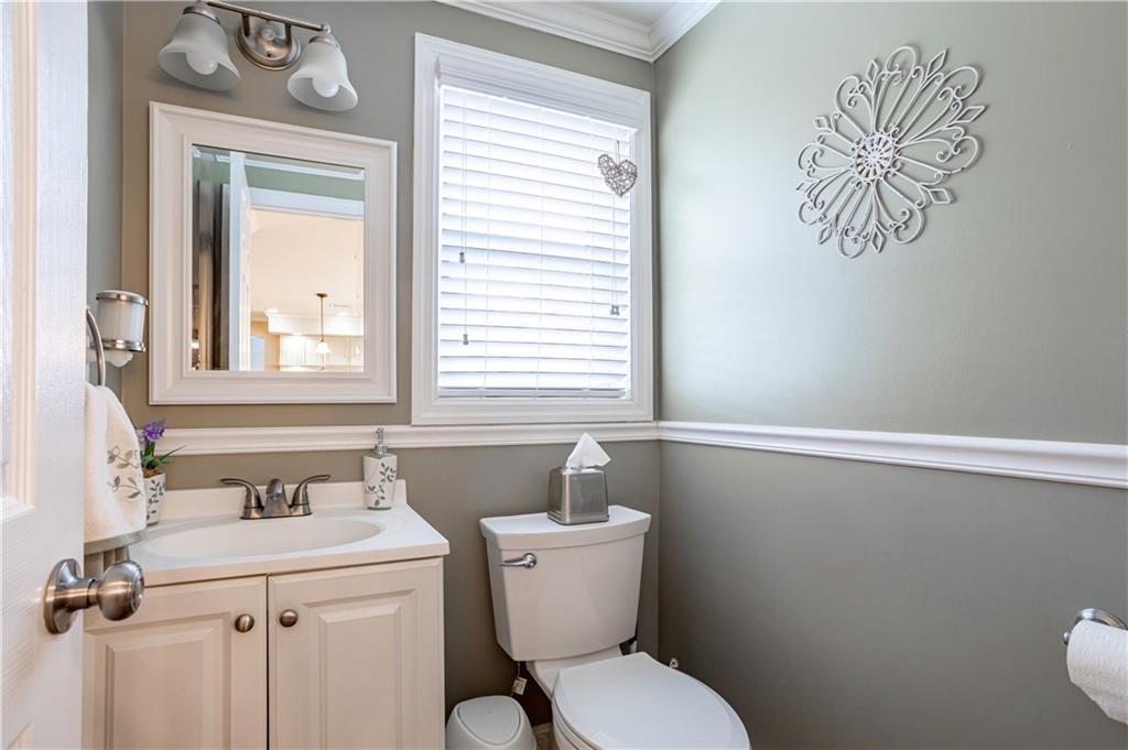 305 Woodvale Avenue Prince's Bay Staten Island NY 10309