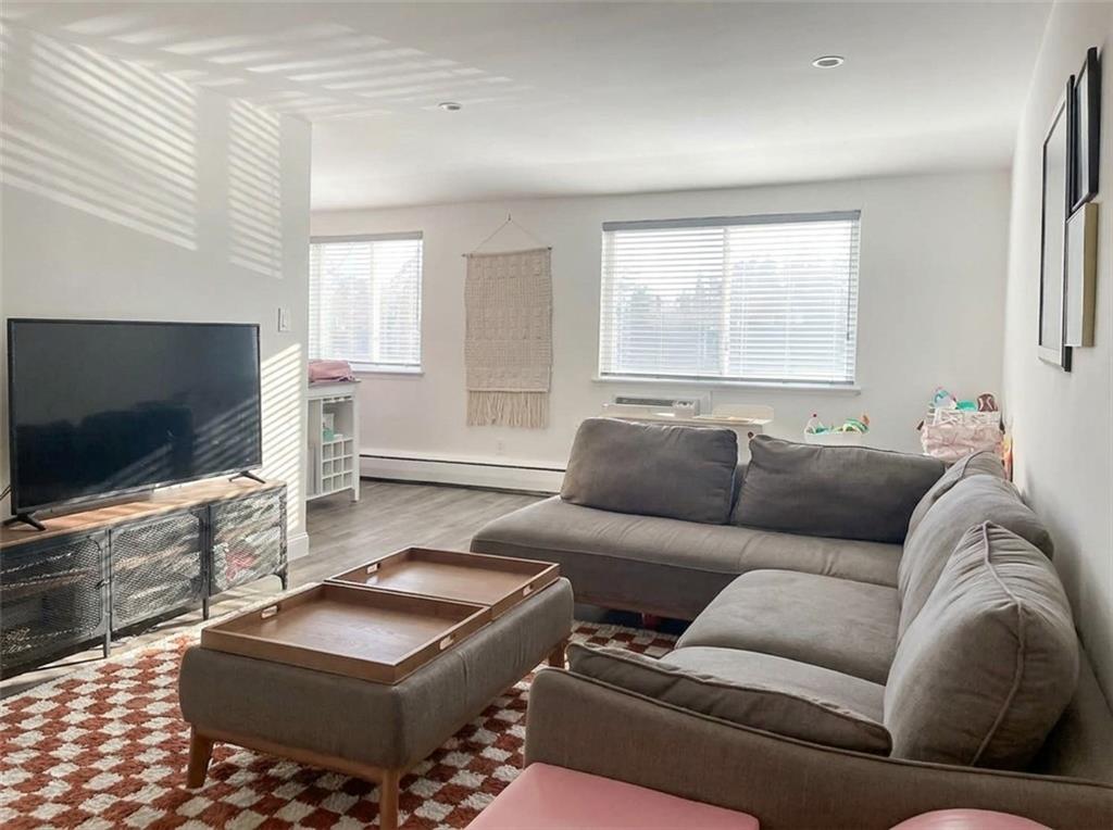 17 Gadsen Place New Springville Staten Island NY 10314