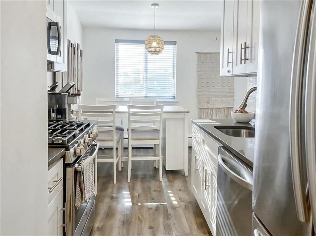 17 Gadsen Place New Springville Staten Island NY 10314