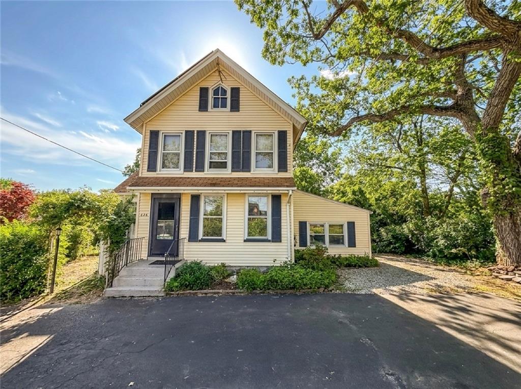 636 Holmdel Road Jersey City Throgs Neck NJ 07730