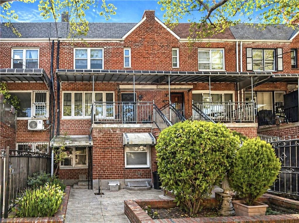 2470 Bragg Street Sheepshead Bay Brooklyn NY 11235