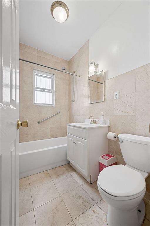2110 70th Street Bensonhurst Brooklyn NY 11204