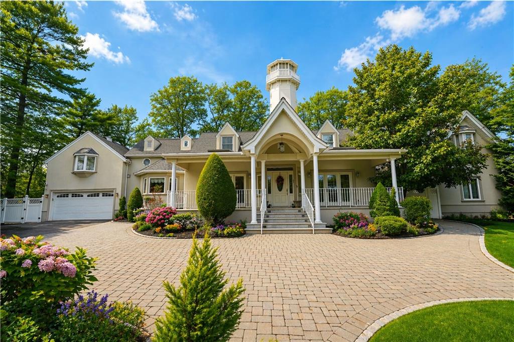 26 High Point Road Todt Hill Staten Island NY 10304