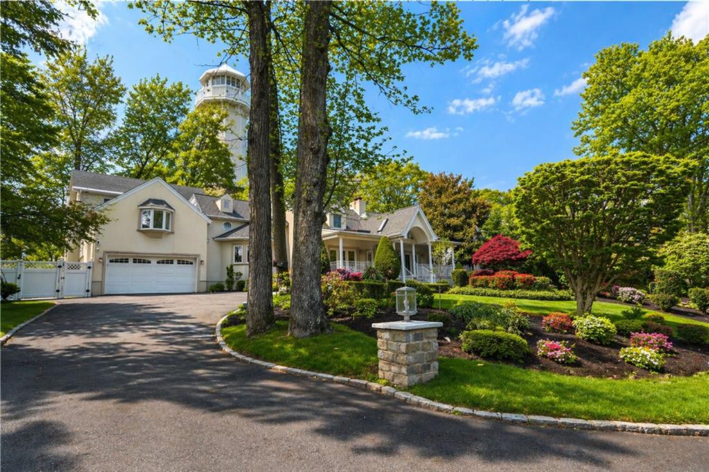 26 High Point Road Todt Hill Staten Island NY 10304