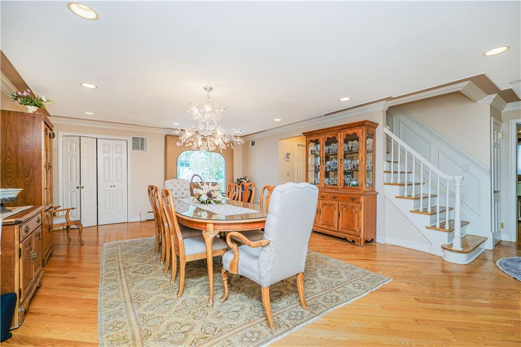 26 High Point Road Todt Hill Staten Island NY 10304