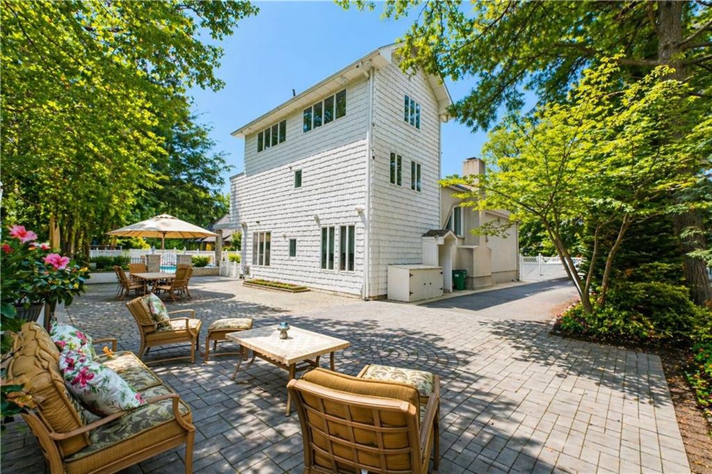 26 High Point Road Todt Hill Staten Island NY 10304