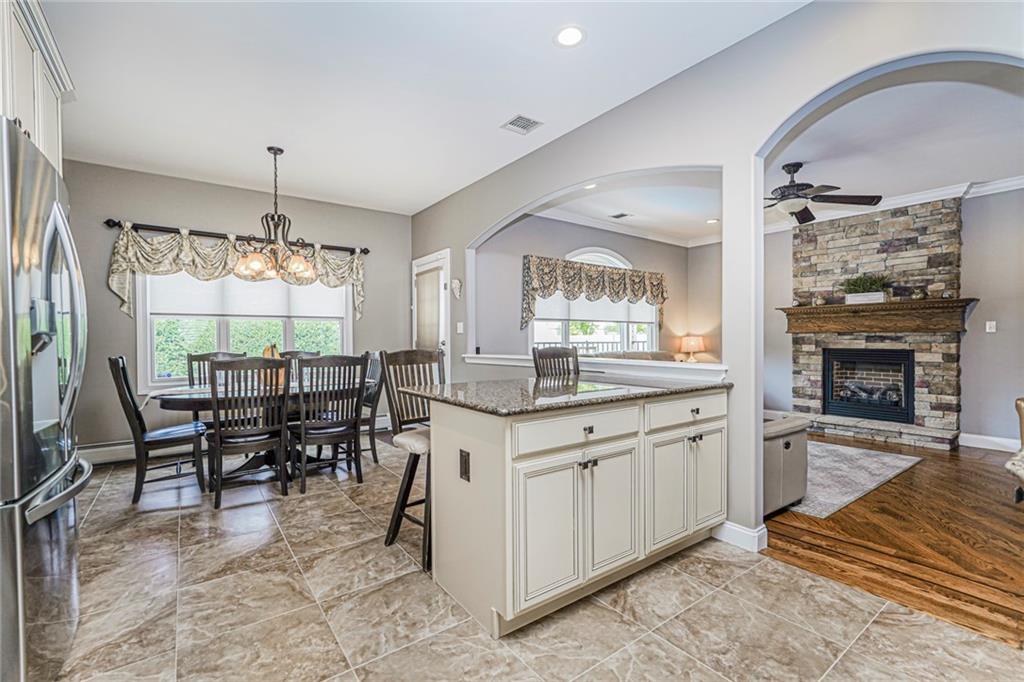 86 West Castor Place Huguenot Staten Island NY 10312