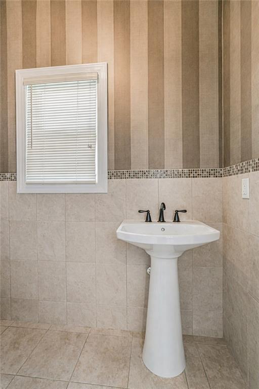 86 West Castor Place Huguenot Staten Island NY 10312