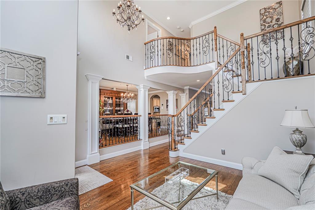 86 West Castor Place Huguenot Staten Island NY 10312