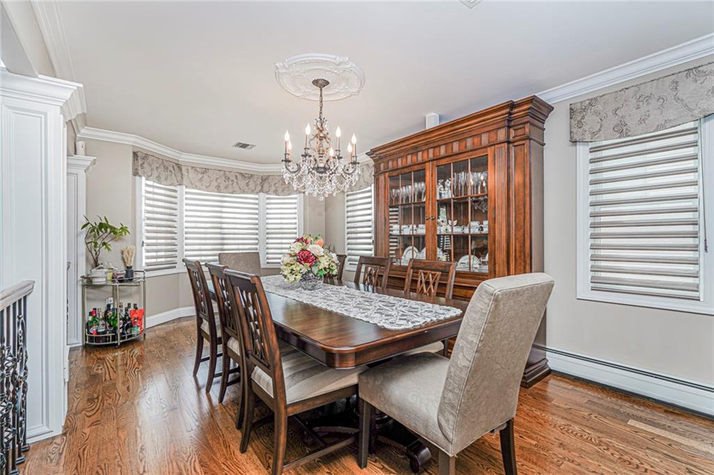 86 West Castor Place Huguenot Staten Island NY 10312