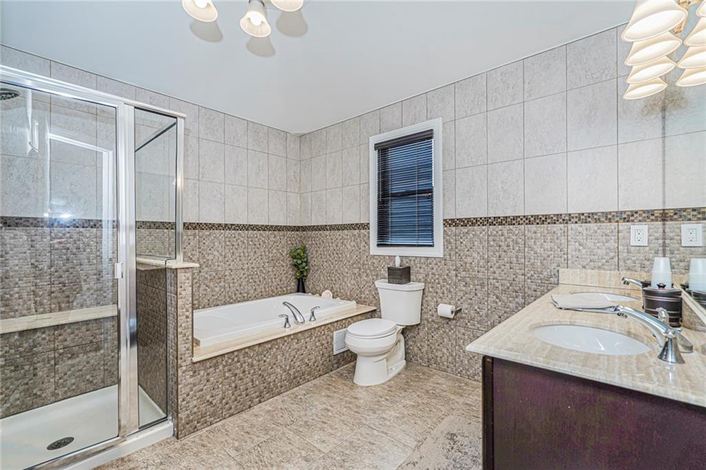 86 West Castor Place Huguenot Staten Island NY 10312