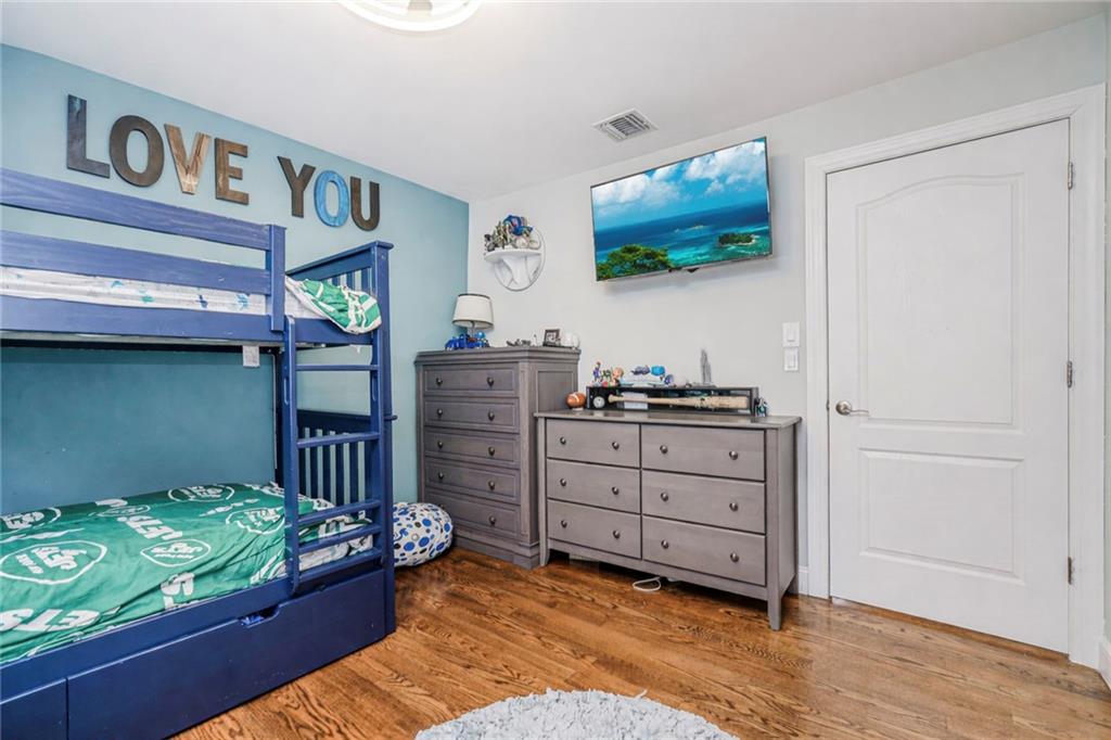 86 West Castor Place Huguenot Staten Island NY 10312