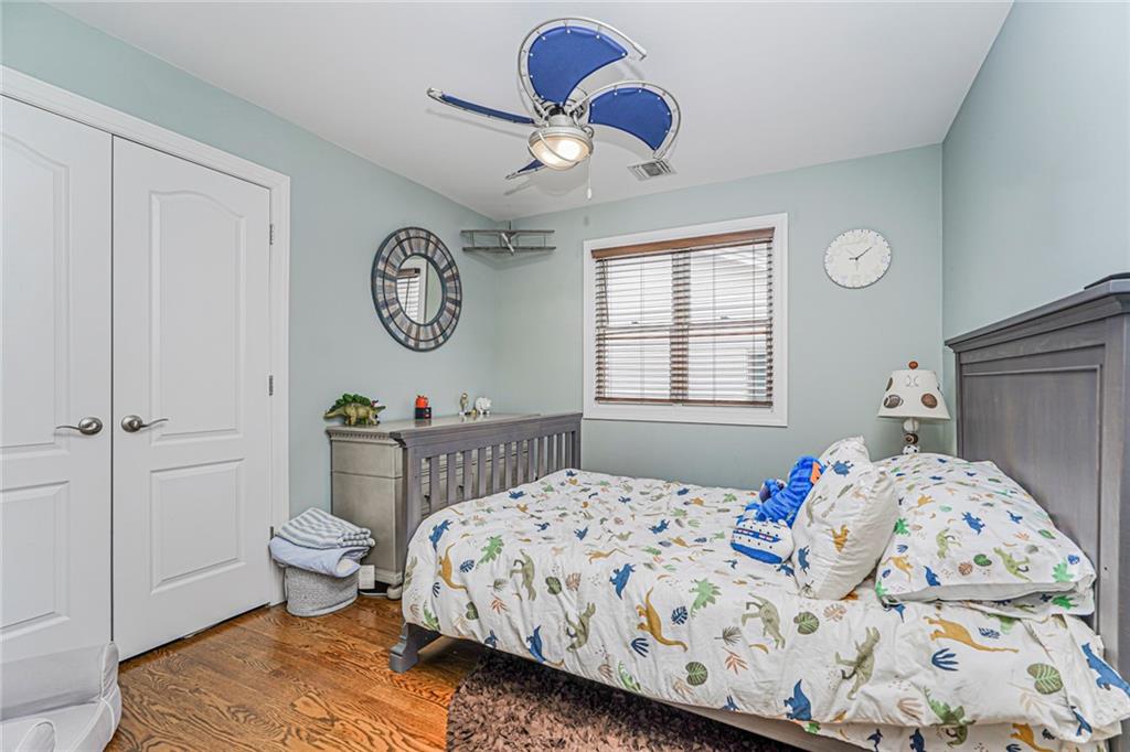 86 West Castor Place Huguenot Staten Island NY 10312