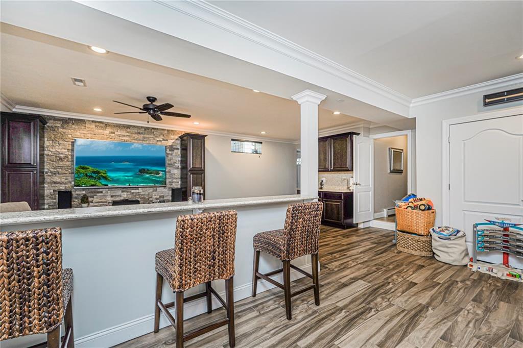 86 West Castor Place Huguenot Staten Island NY 10312