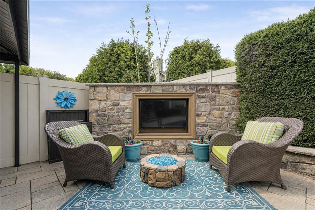 86 West Castor Place Huguenot Staten Island NY 10312