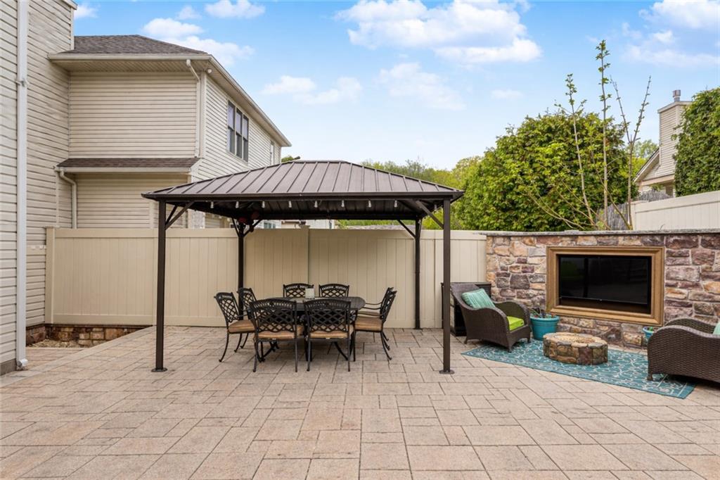 86 West Castor Place Huguenot Staten Island NY 10312