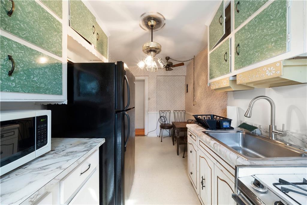221 McDonald Avenue Windsor Terrace Brooklyn NY 11218