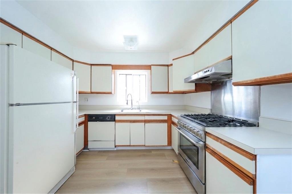 200 Sand Lane Arrochar Staten Island NY 10305