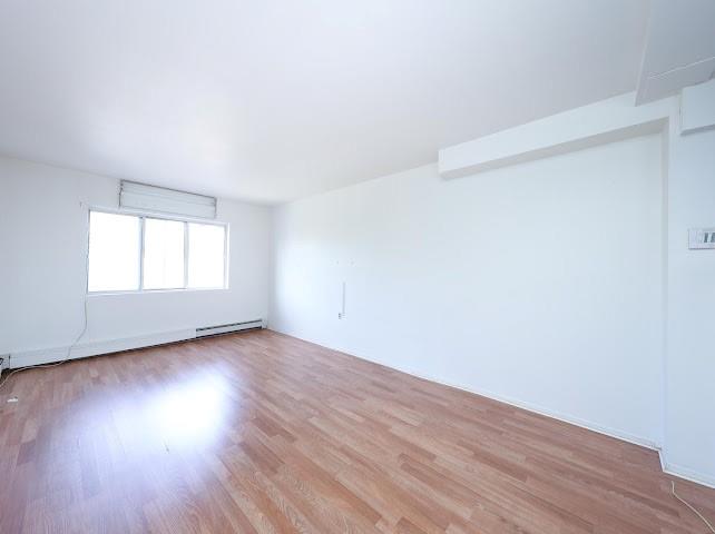 200 Sand Lane Arrochar Staten Island NY 10305