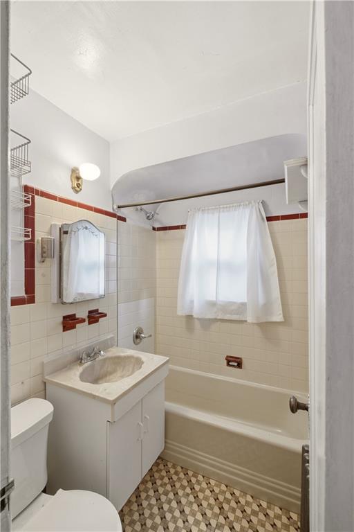 118-34 234th Street Cambria Heights Cambria Heights NY 11411