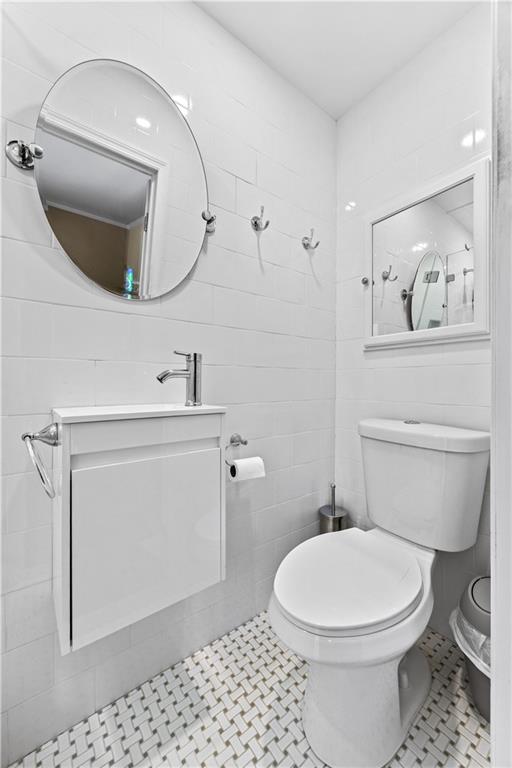 64 Tynan Street Arden Heights Staten Island NY 10312