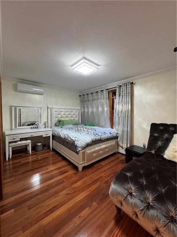 2027 E 35th Street Brighton Beach Brooklyn NY 11234