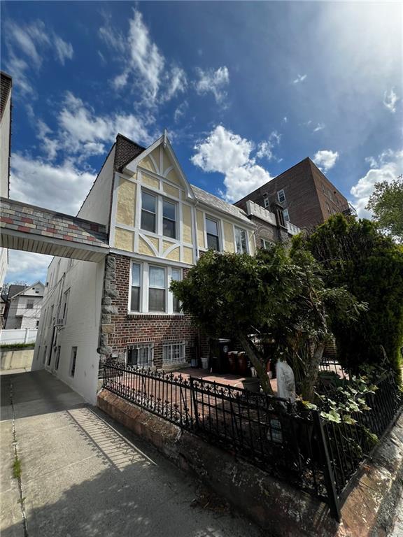 6659 Colonial Road Bay Ridge Brooklyn NY 11220
