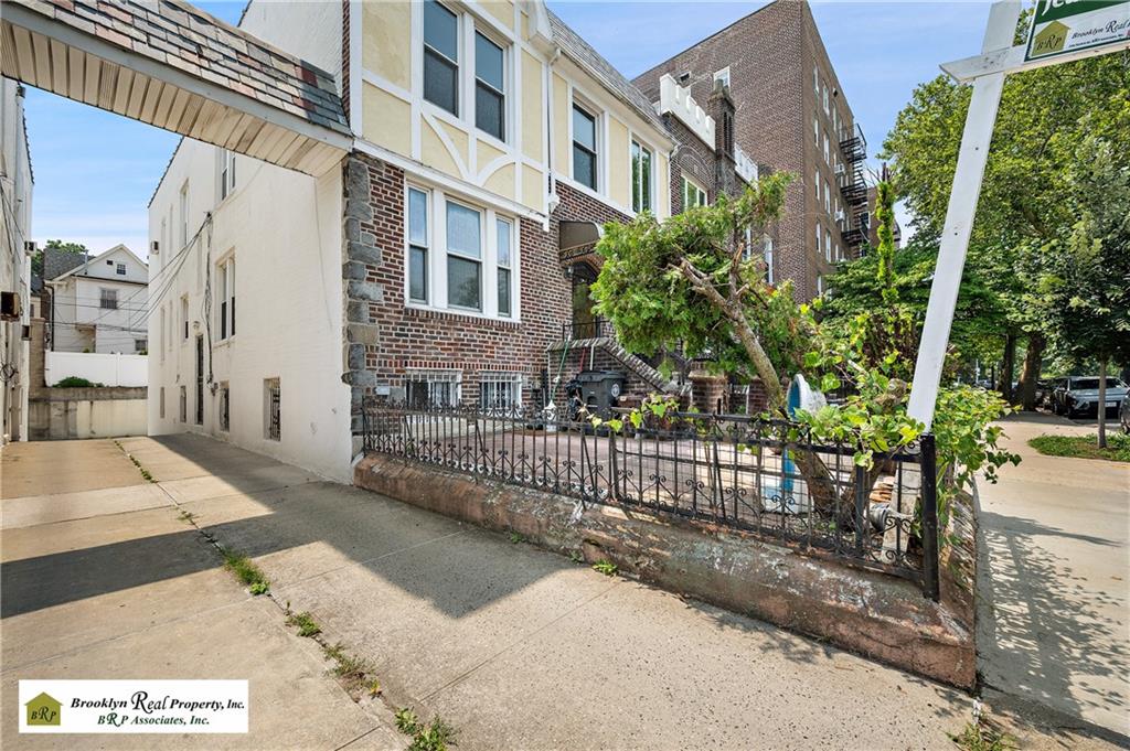 6659 Colonial Road Bay Ridge Brooklyn NY 11220