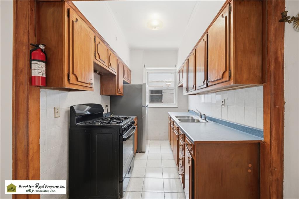 6659 Colonial Road Bay Ridge Brooklyn NY 11220